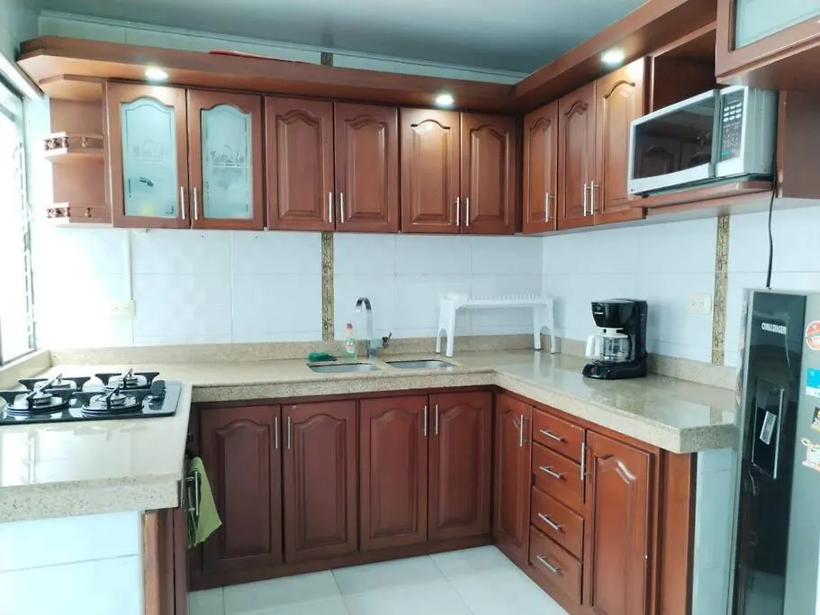 Amplio Apartamento. Campin En El Corazon De Bogota Colombia