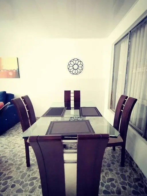 Amplio Apartamento. Campin En El Corazon De Bogotá